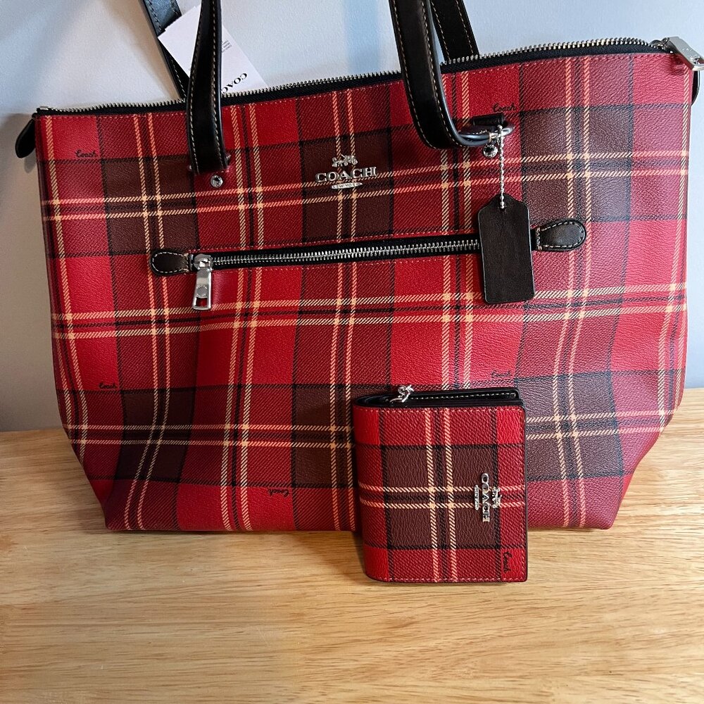 NWT Coach Gallery Tote w/ Coach Snap Wallet Tartan Plaid